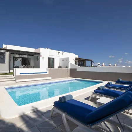 Exquisite Lanzarote Nova Vista 4 Bedrooms Spectacular Sea Views Private Pool *