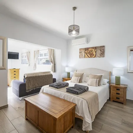 Вилла Exquisite Lanzarote Nova Vista 4 Bedrooms Spectacular Sea View *