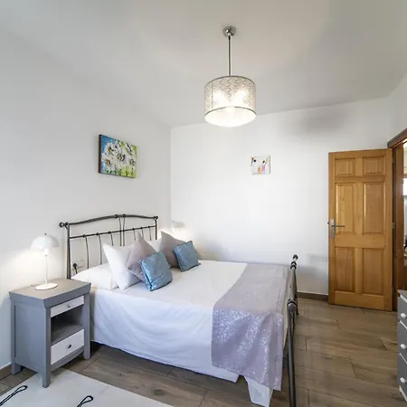 Вилла Exquisite Lanzarote Nova Vista 4 Bedrooms Spectacular Sea View Коста Бланка