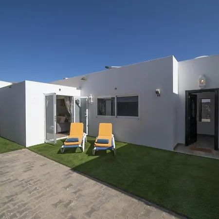Вилла Exquisite Lanzarote Nova Vista 4 Bedrooms Spectacular Sea View