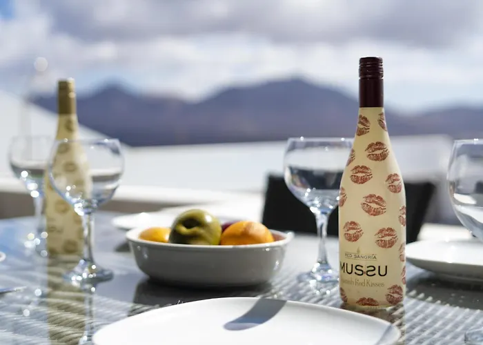 Exquisite Lanzarote Nova Vista 4 Bedrooms Spectacular Sea Views&private Pool Playa Blanca (Lanzarote)