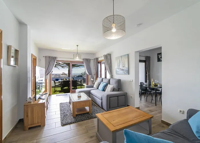 Villa Exquisite Lanzarote Nova Vista 4 Bedrooms Spectacular Sea Views&private Pool Playa Blanca (Lanzarote)