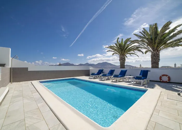 Exquisite Lanzarote Nova Vista 4 Bedrooms Spectacular Sea Views&private Pool Playa Blanca (Lanzarote)